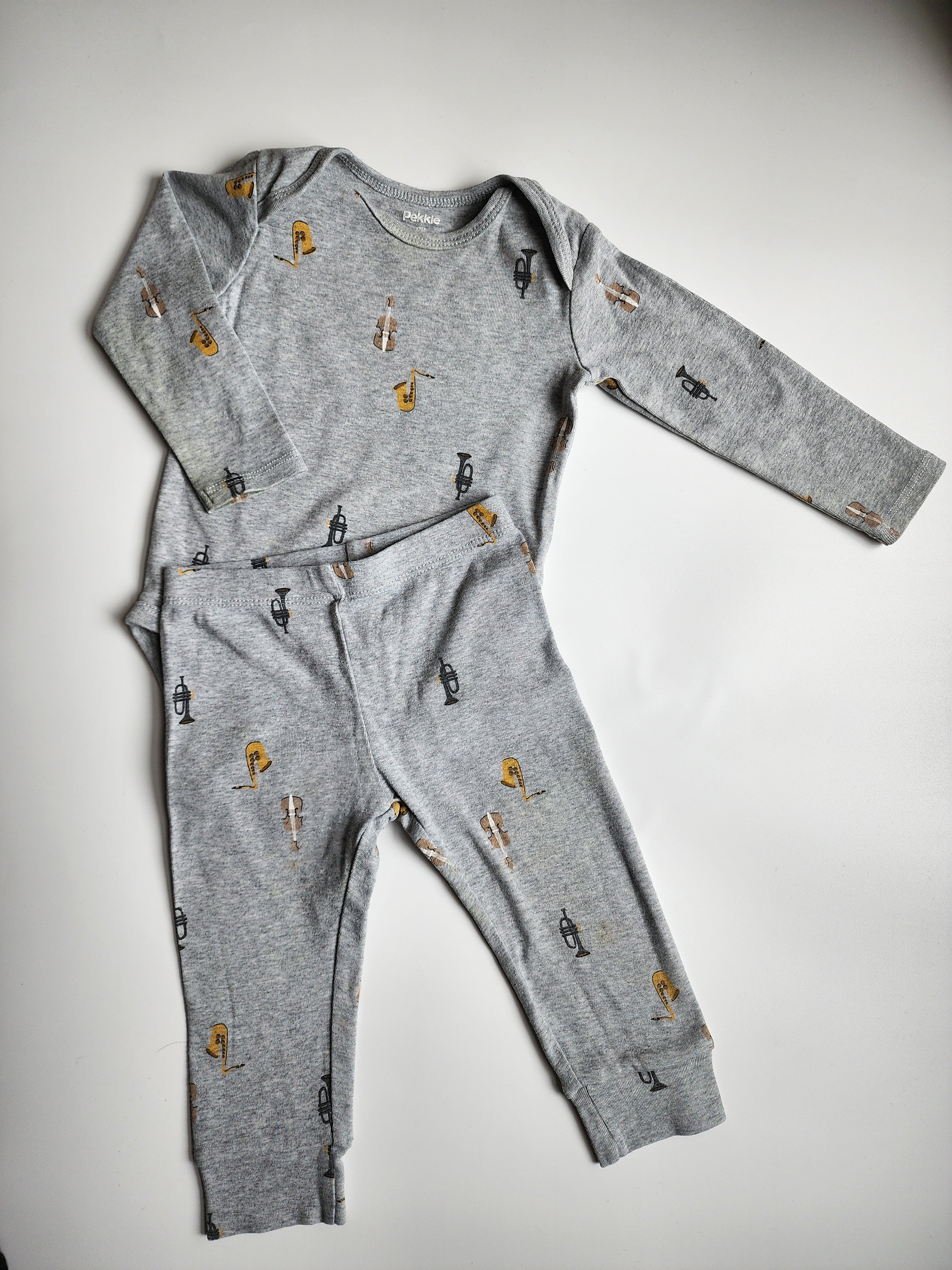 Ensemble 2 pièces Pekkle – 12 mois – Bon état *voir description