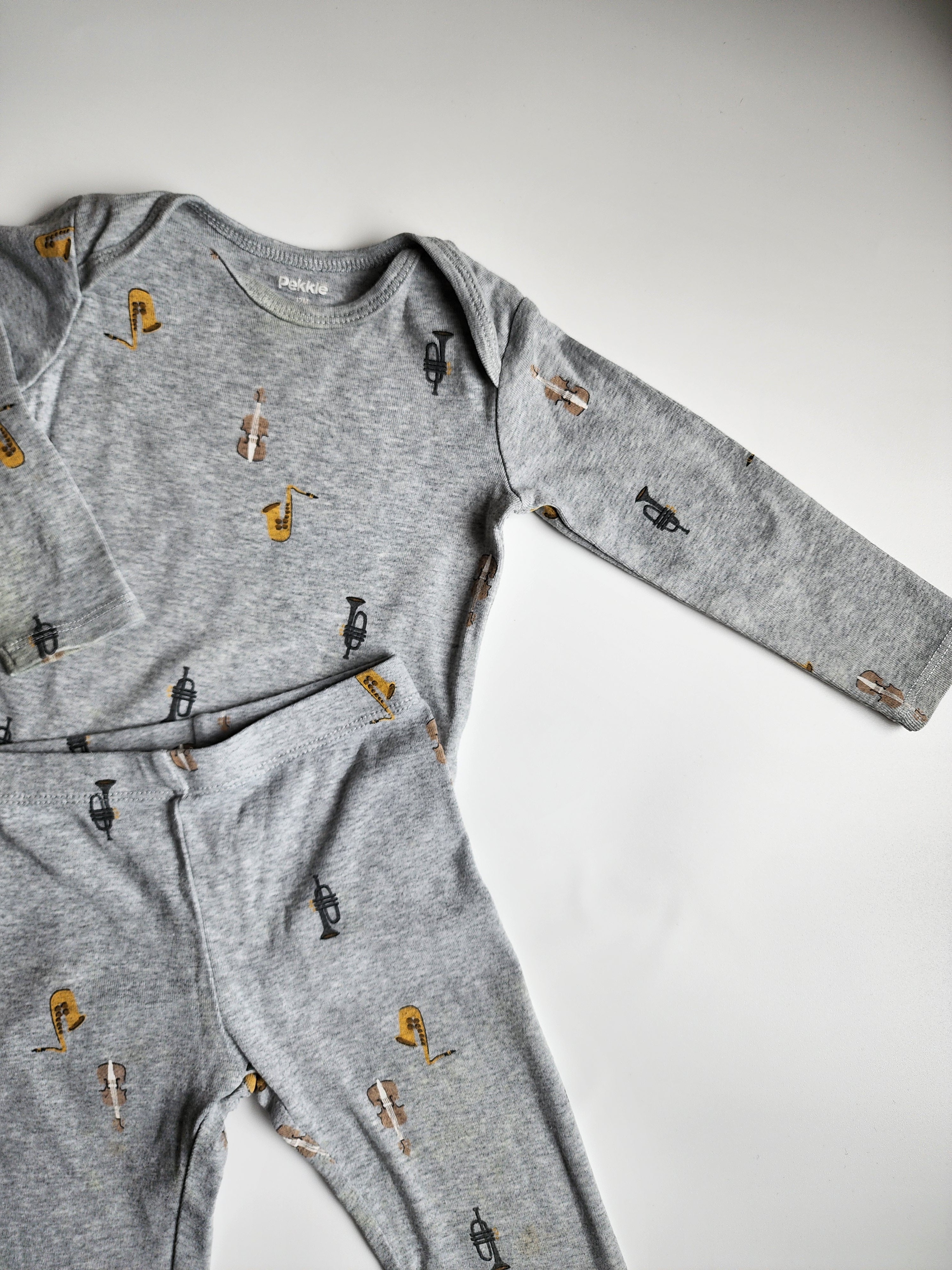 Ensemble 2 pièces Pekkle – 12 mois – Bon état *voir description