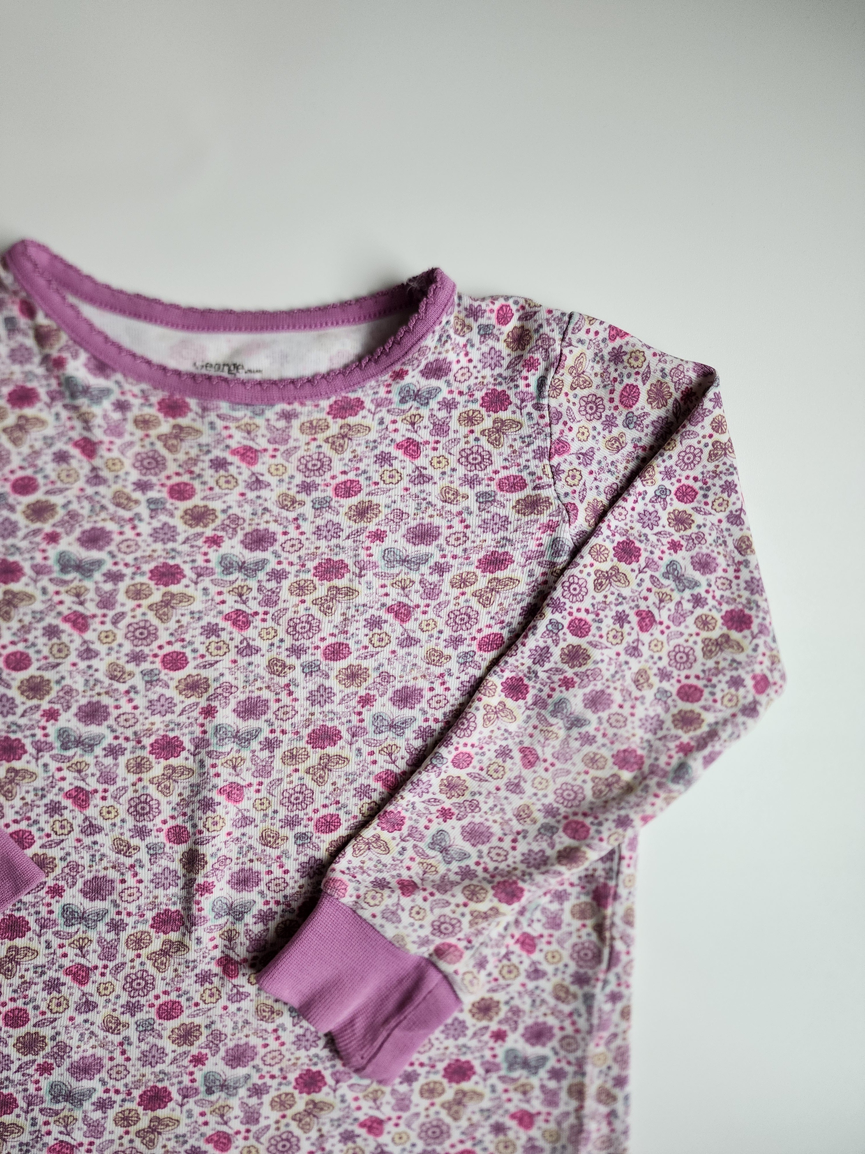 Top fleuri George – 4 ans – Très bon état