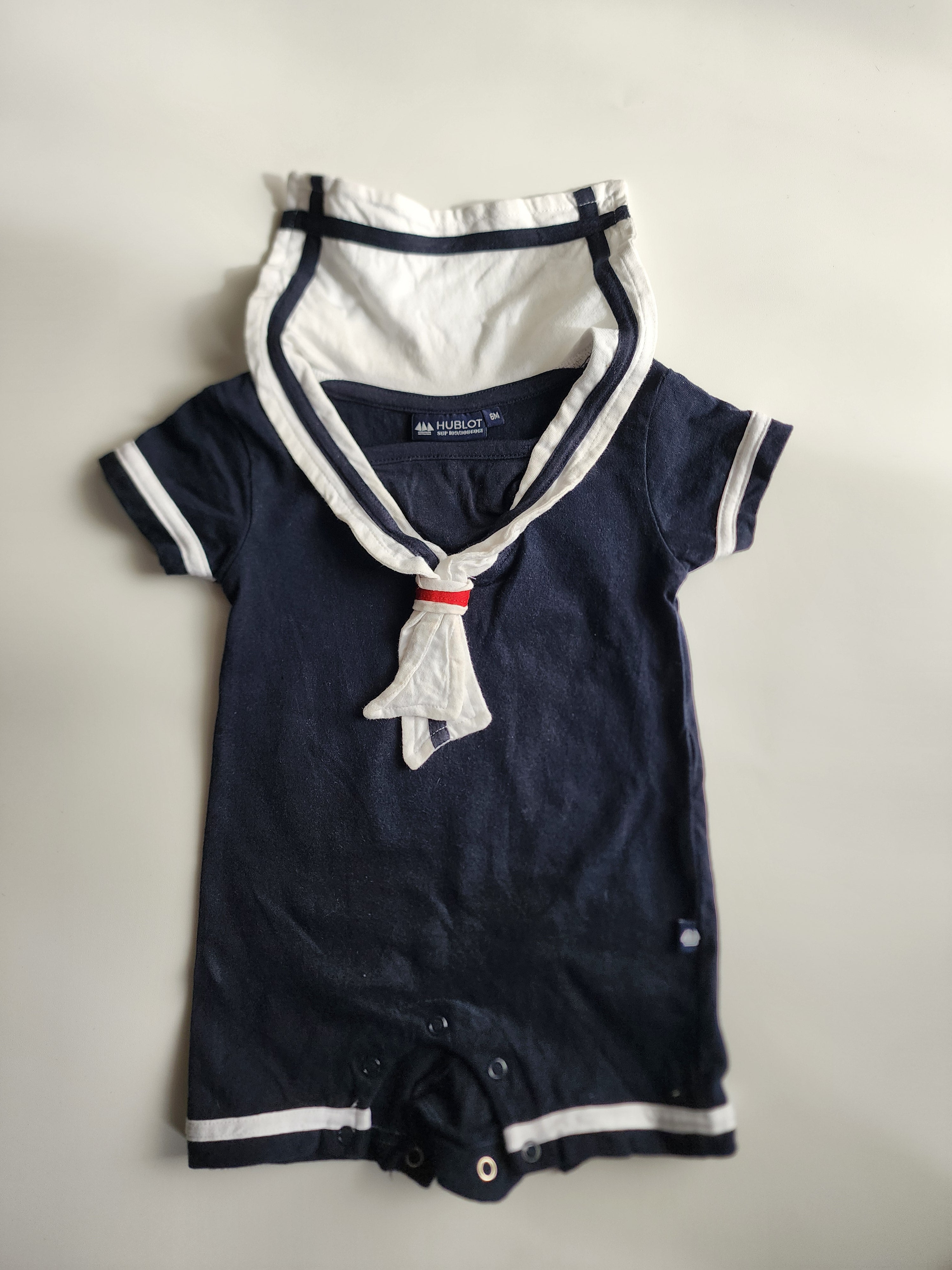 Ensemble marin Hublot – 6 mois – Très bon état