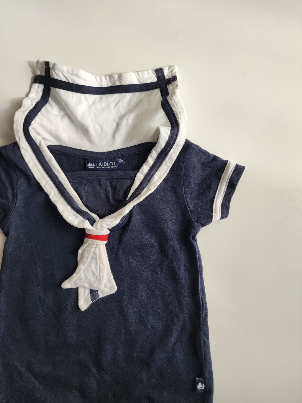 Ensemble marin Hublot – 6 mois – Très bon état