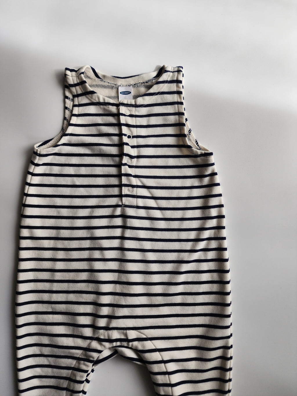 Salopette Old Navy –6-12 mois – Très bon état