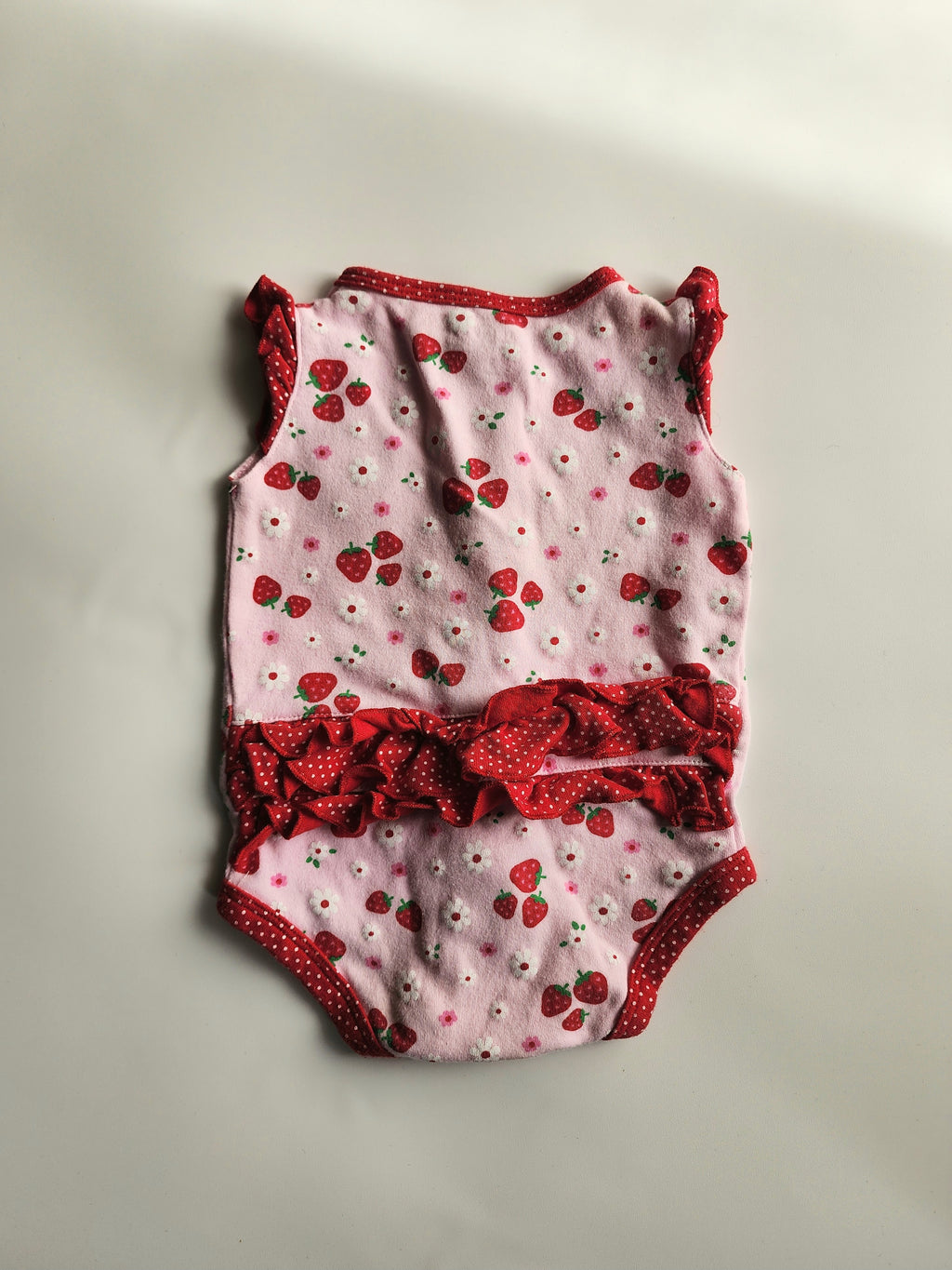 Ensemble fraise Carter's – 3 mois – Très bon état