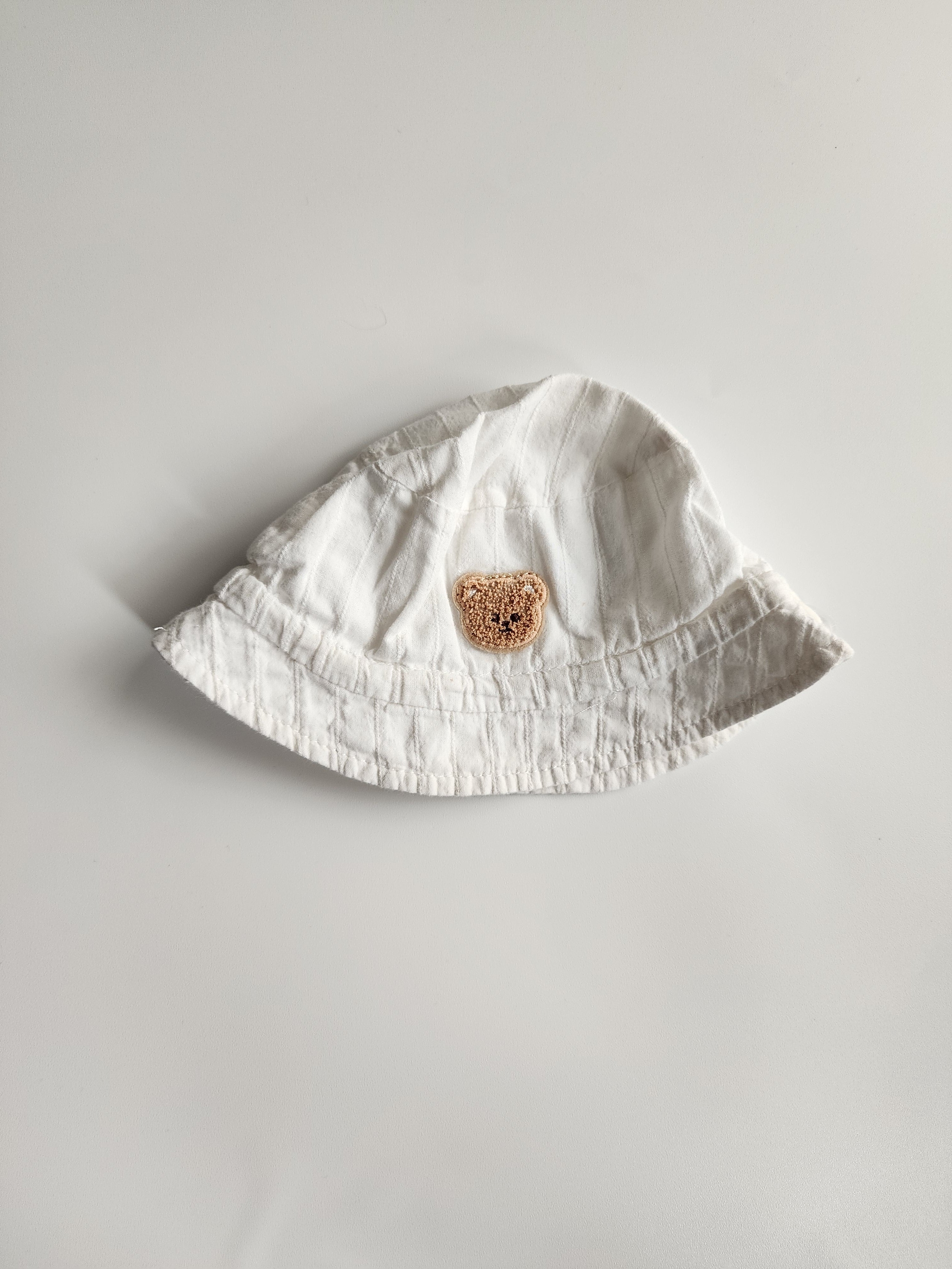 Chapeau Shein réglable – 0-3 mois – Très bon état