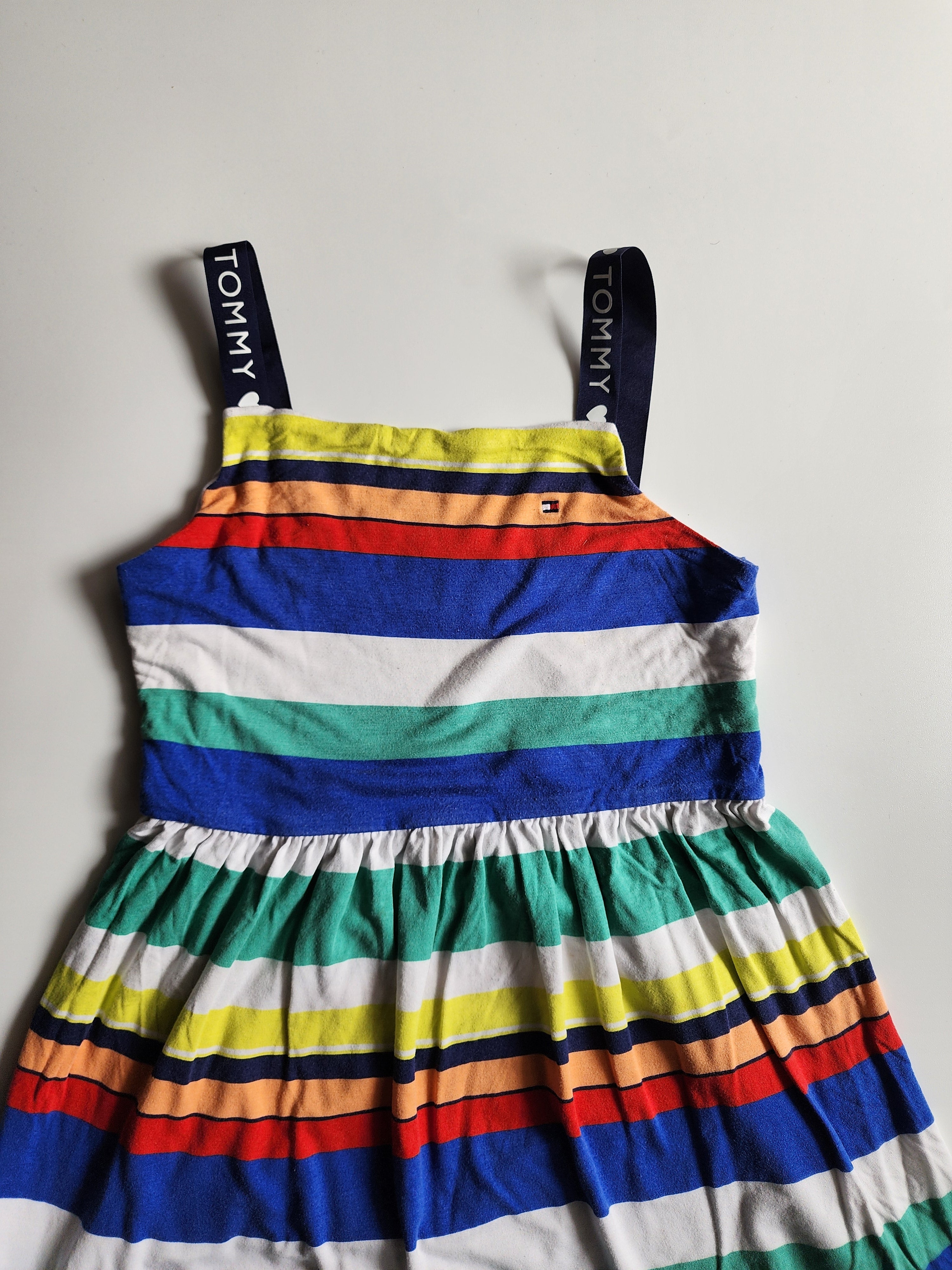 Robe Tommy Hilfiger – 6 ans – Très bon état