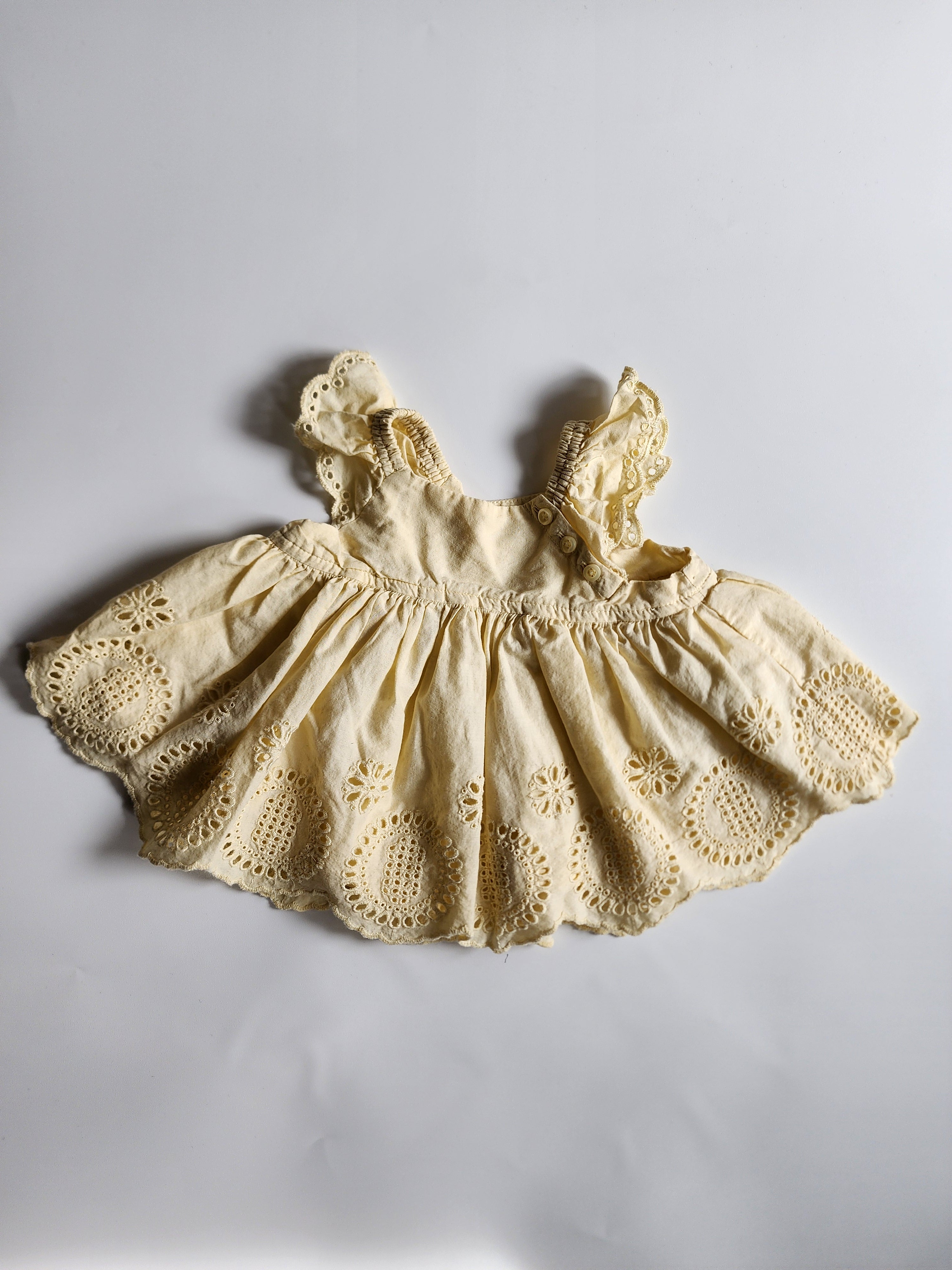 Robe BabyGap jaune – 3-6 mois– Très bon état