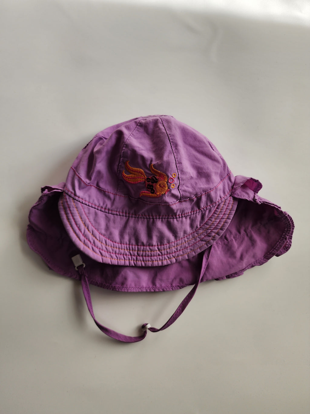 Casquette chapeau Calikids Taille – 12-18 mois – Très bon état