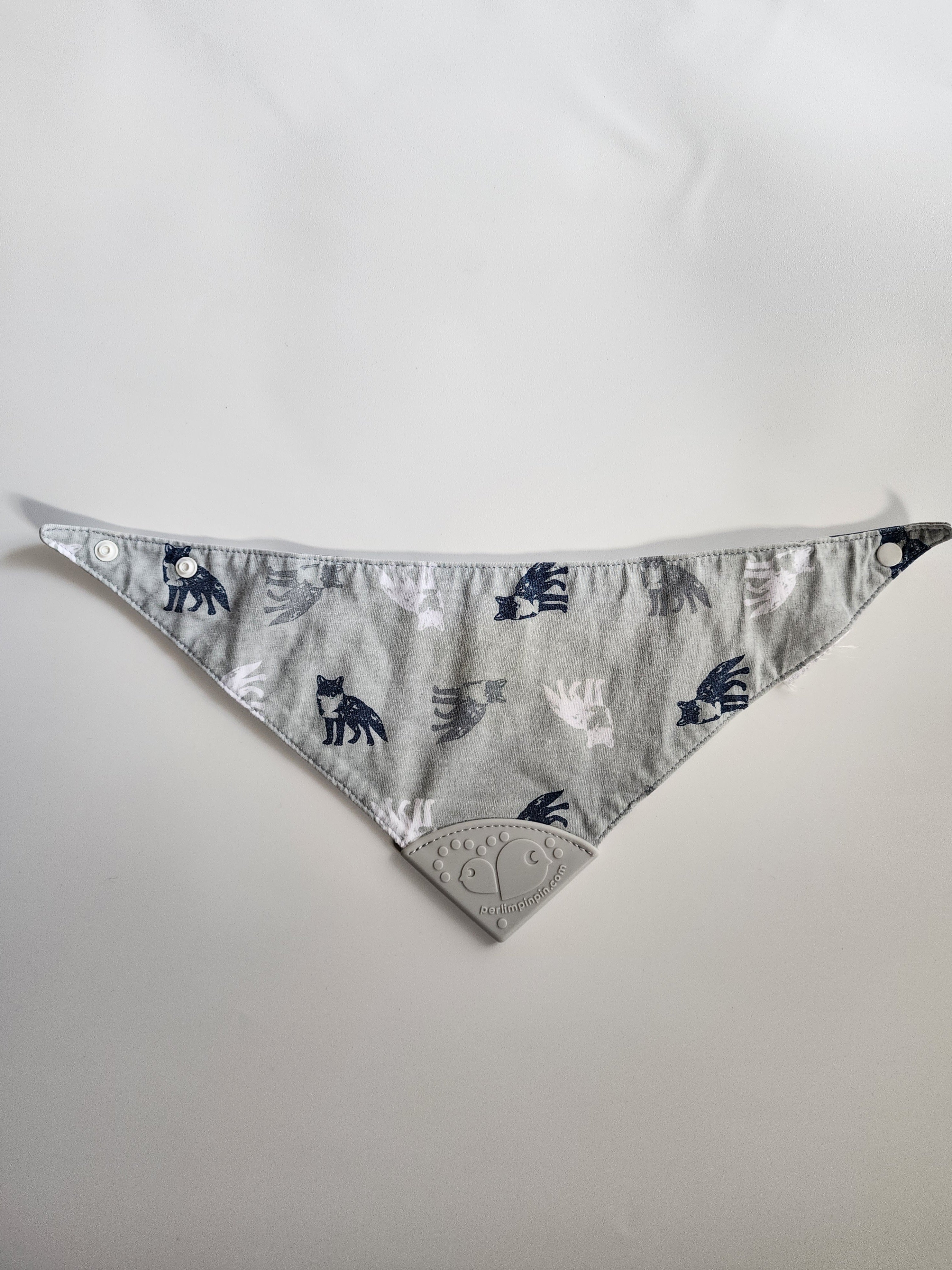 Bavoir Perlimpinpin double face– 0-24 mois – Très bon état