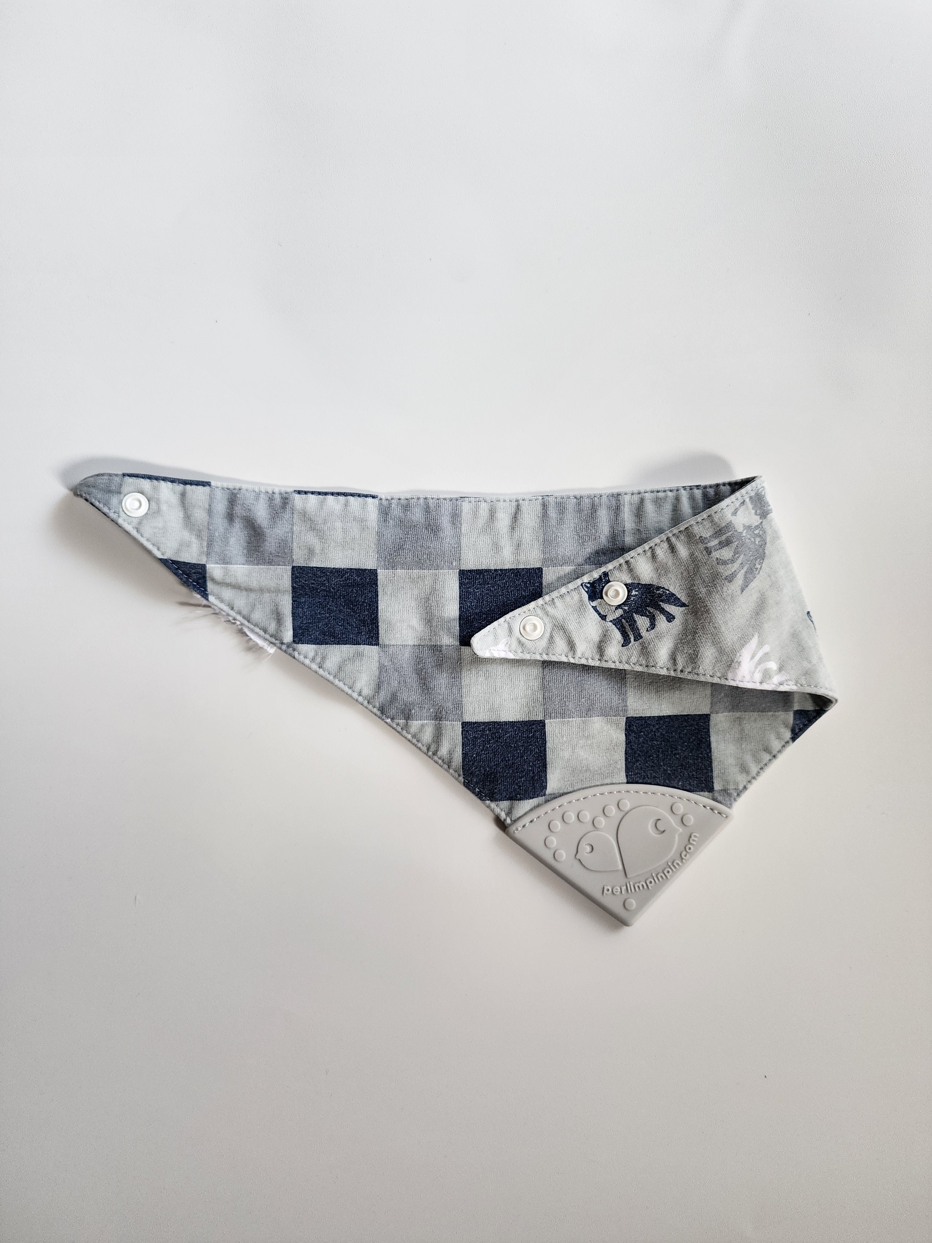Bavoir Perlimpinpin double face– 0-24 mois – Très bon état