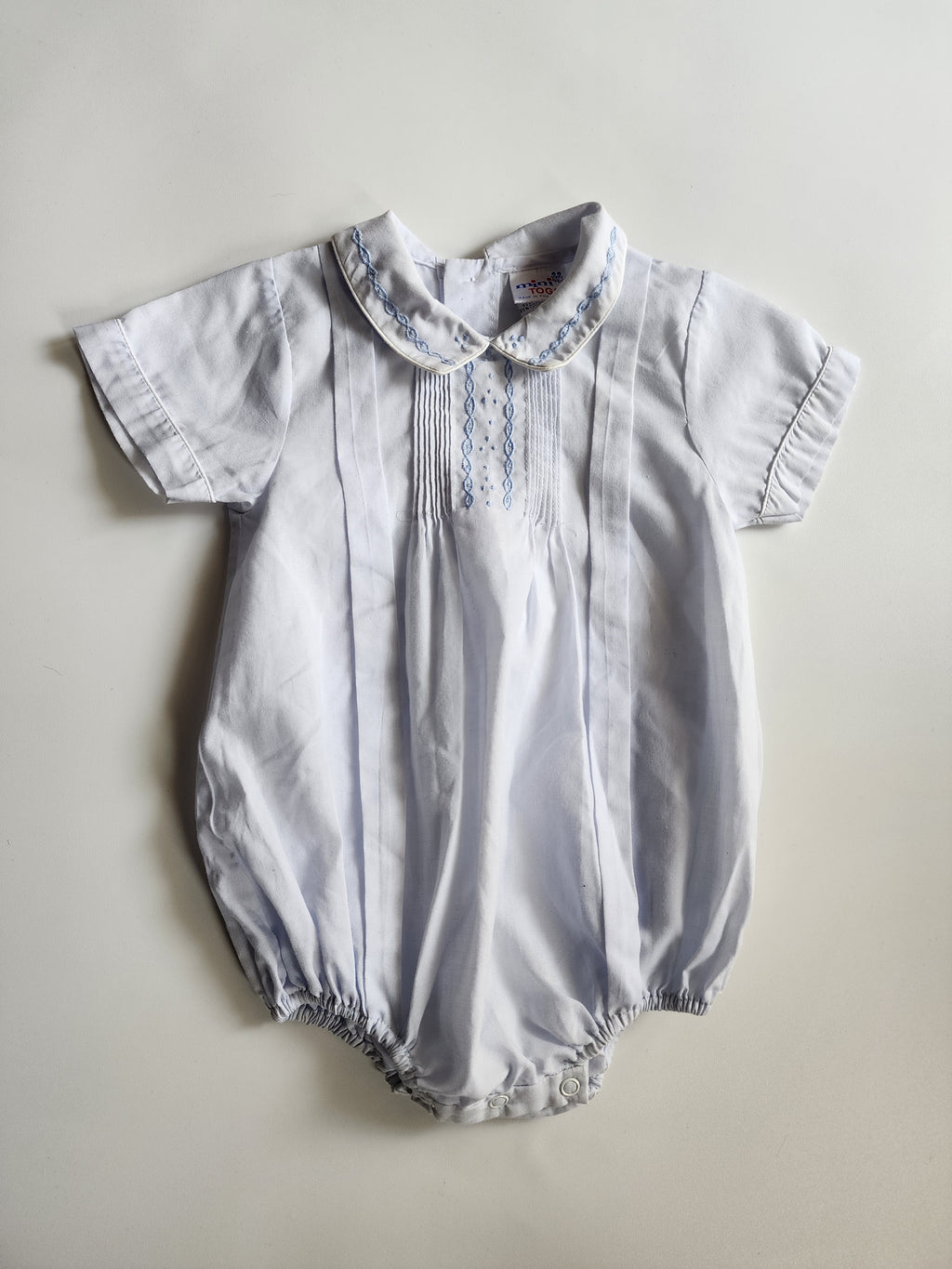 Barboteuse vintage Mini togs – 3-6 mois (14-18 lbs)  – Très bon état