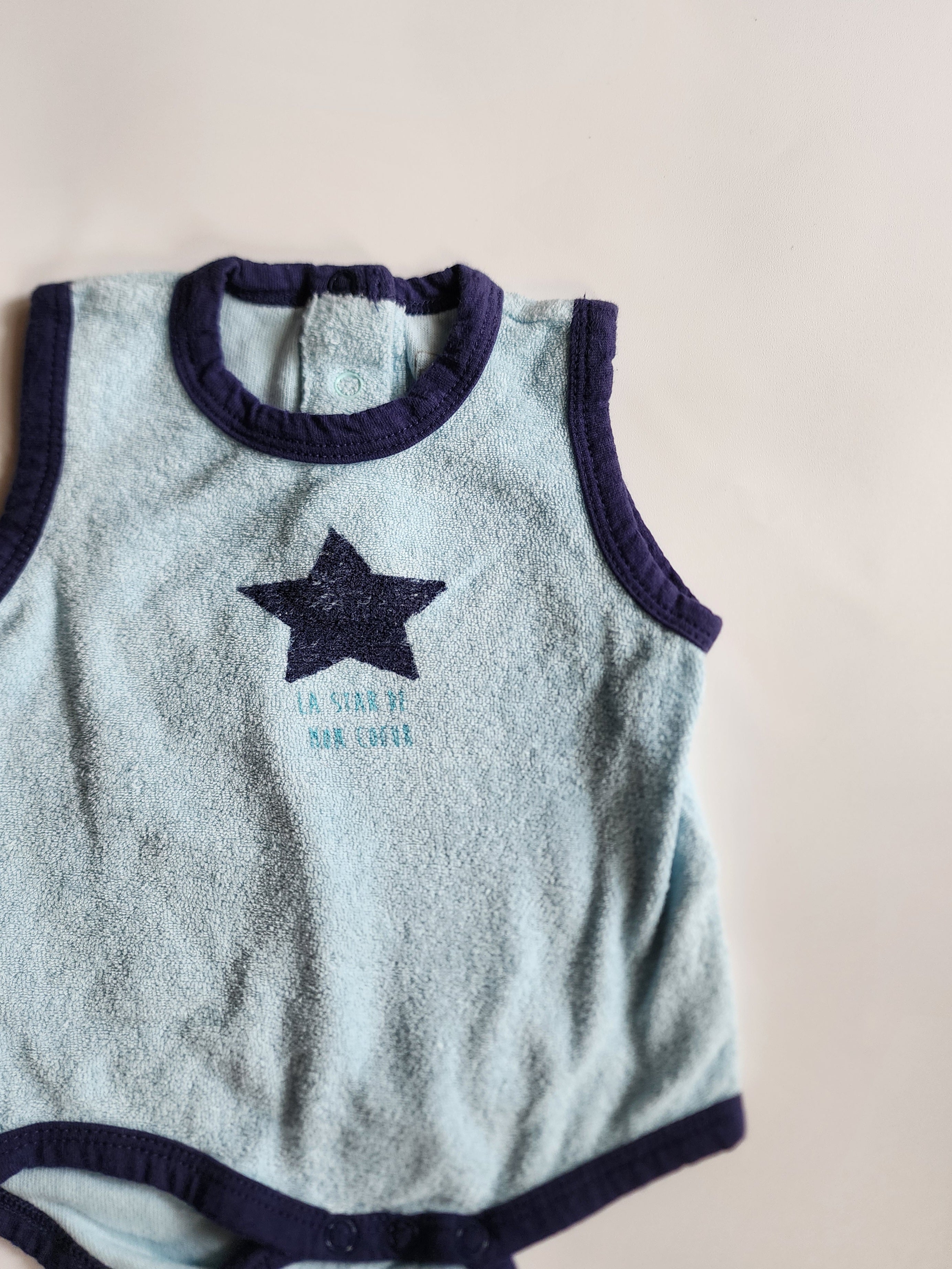 Body débardeur après soleil Ptit bisou – 6 mois – Très bon état