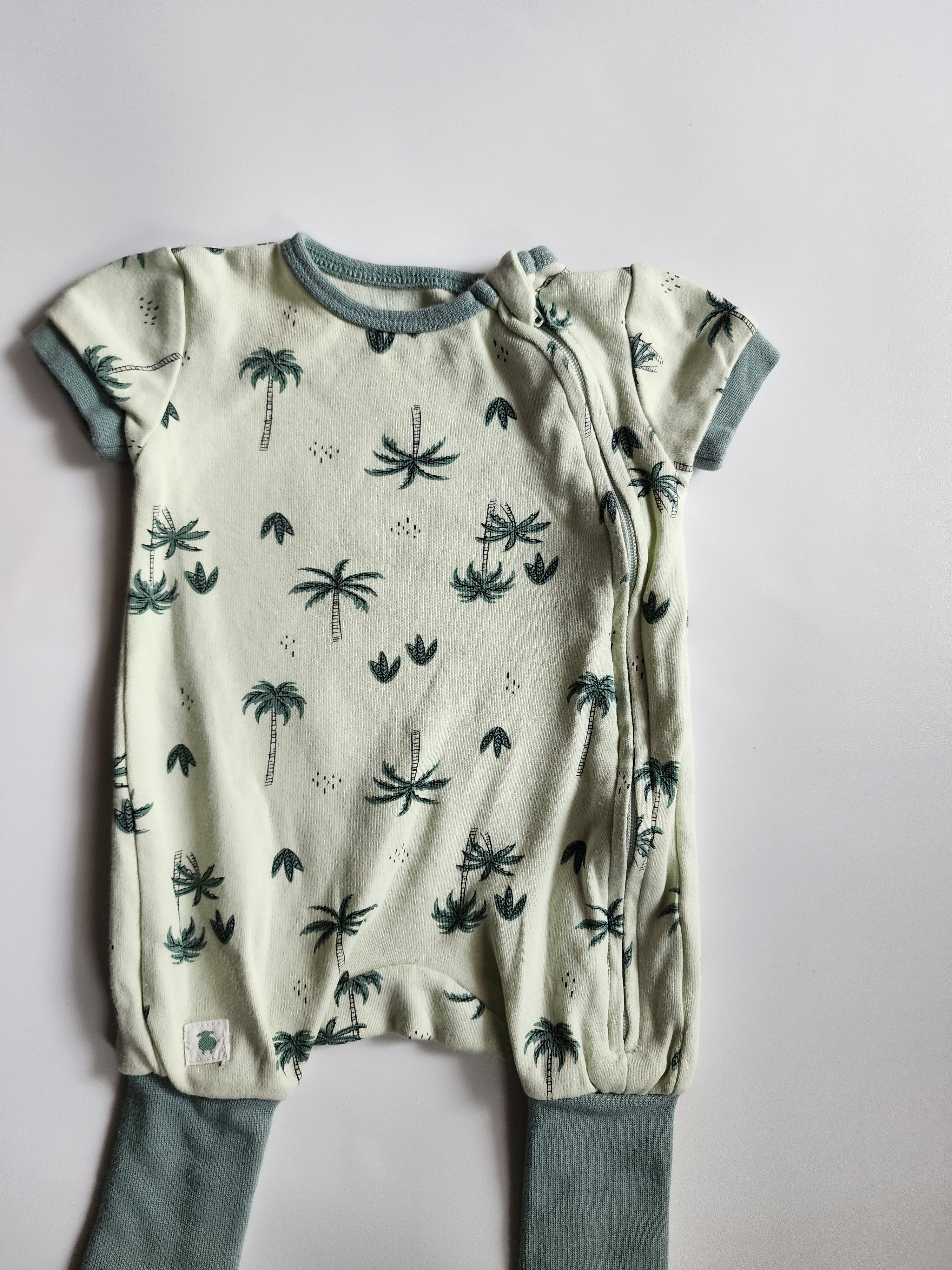 Pyjama manches courtes Trois Moutons – 0-3 mois – Très bon état