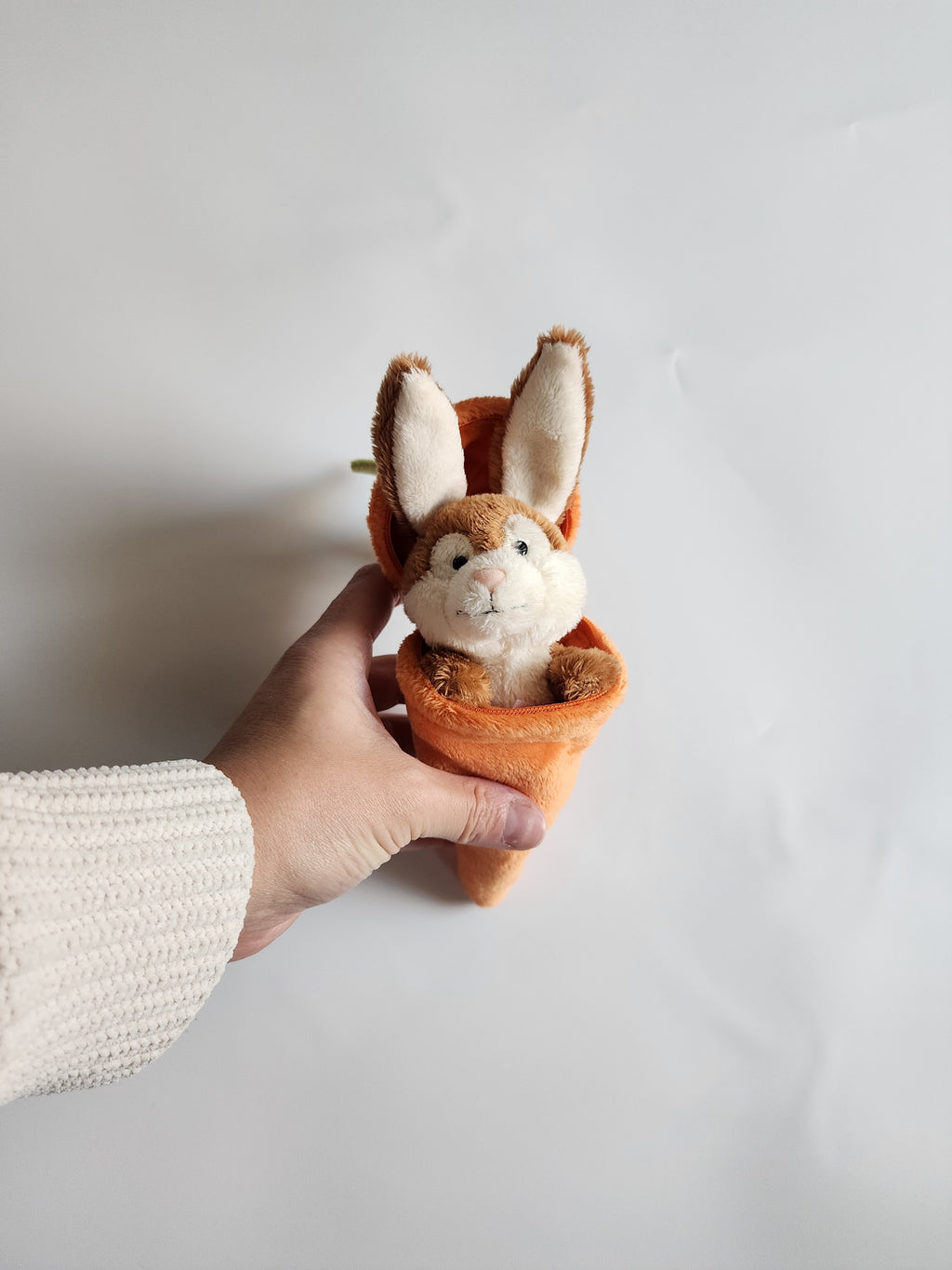 Peluche carotte et lapin 15 cm – Très bon état
