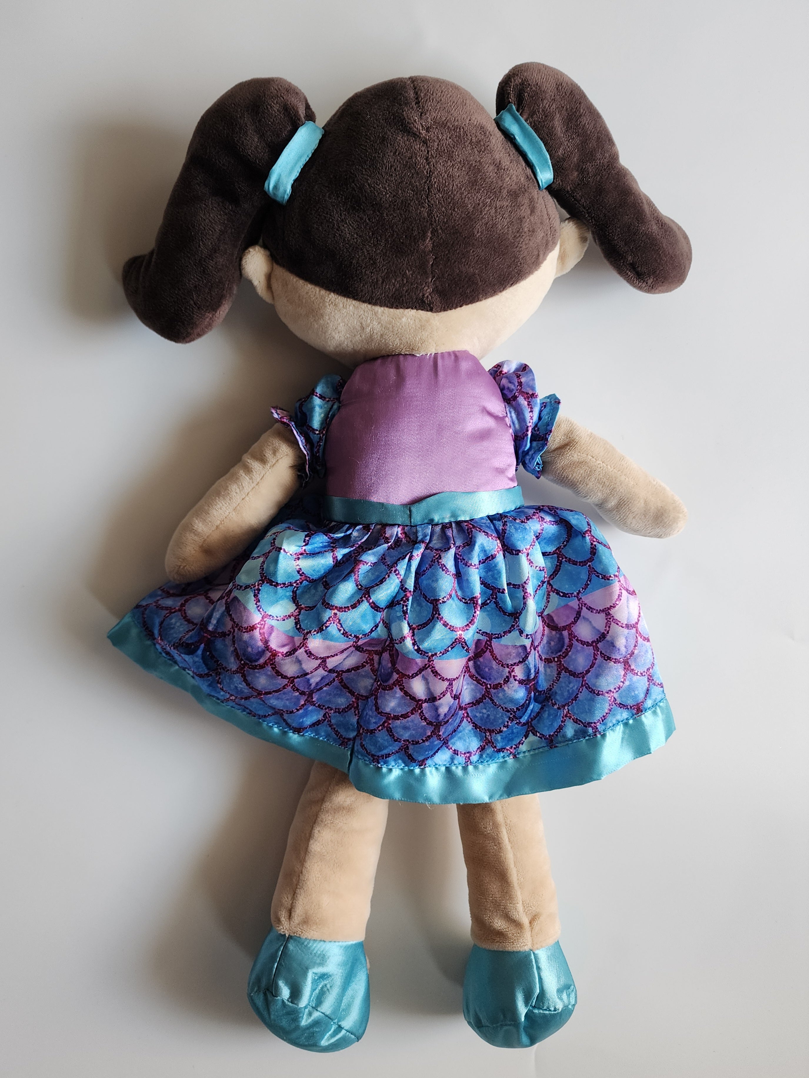 Poupée peluche 50 cm kid connection – Très bon état