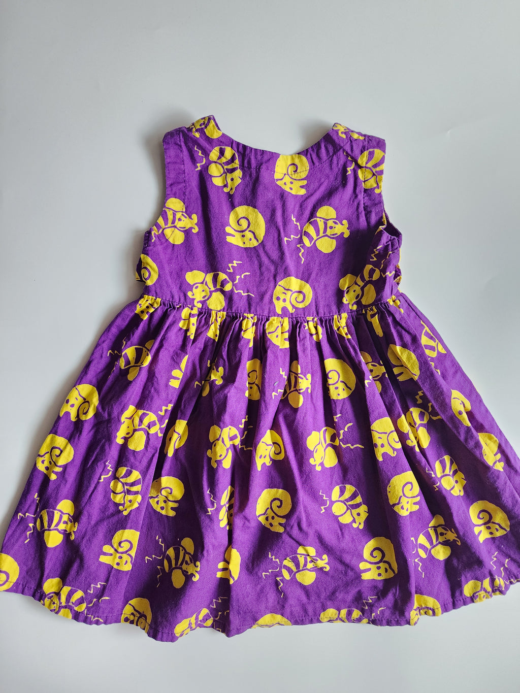 Robe Island Stuff – 3 ans – Très bon état