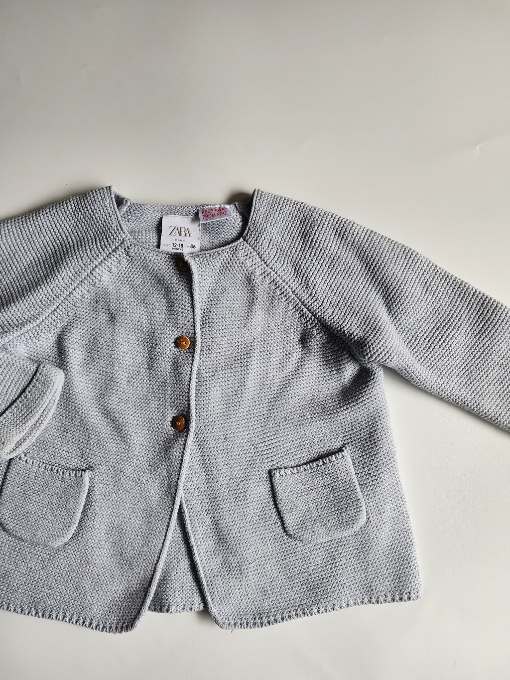 Veste tricot bleu clair Zara Baby – 12-18 mois – Très bon état