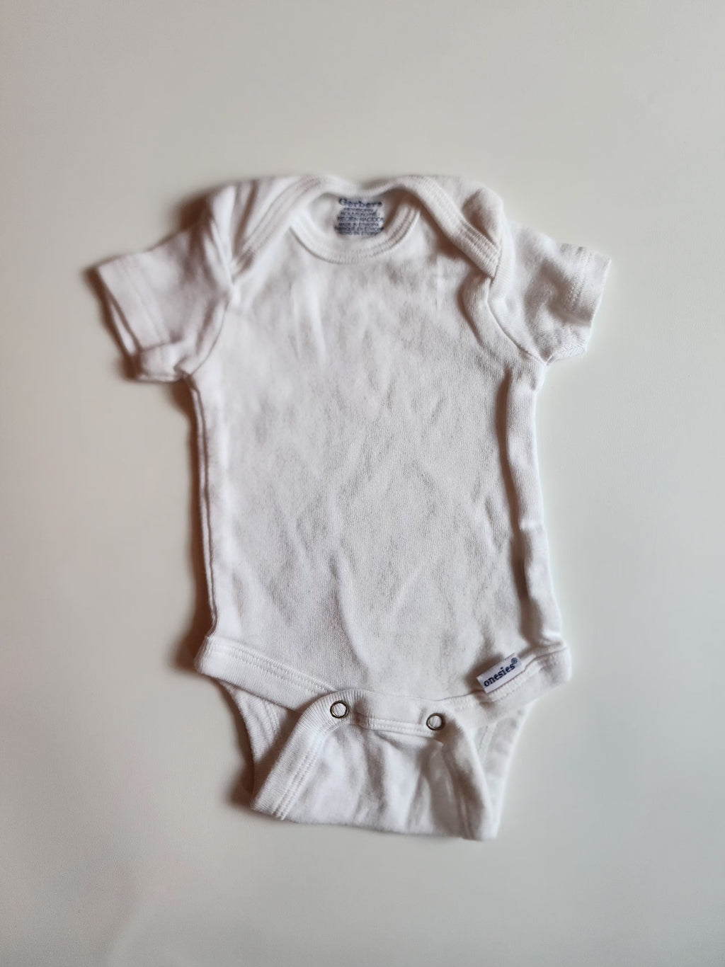 Lot 2 body Kushies et Gerber – Prématuré – Très bon état