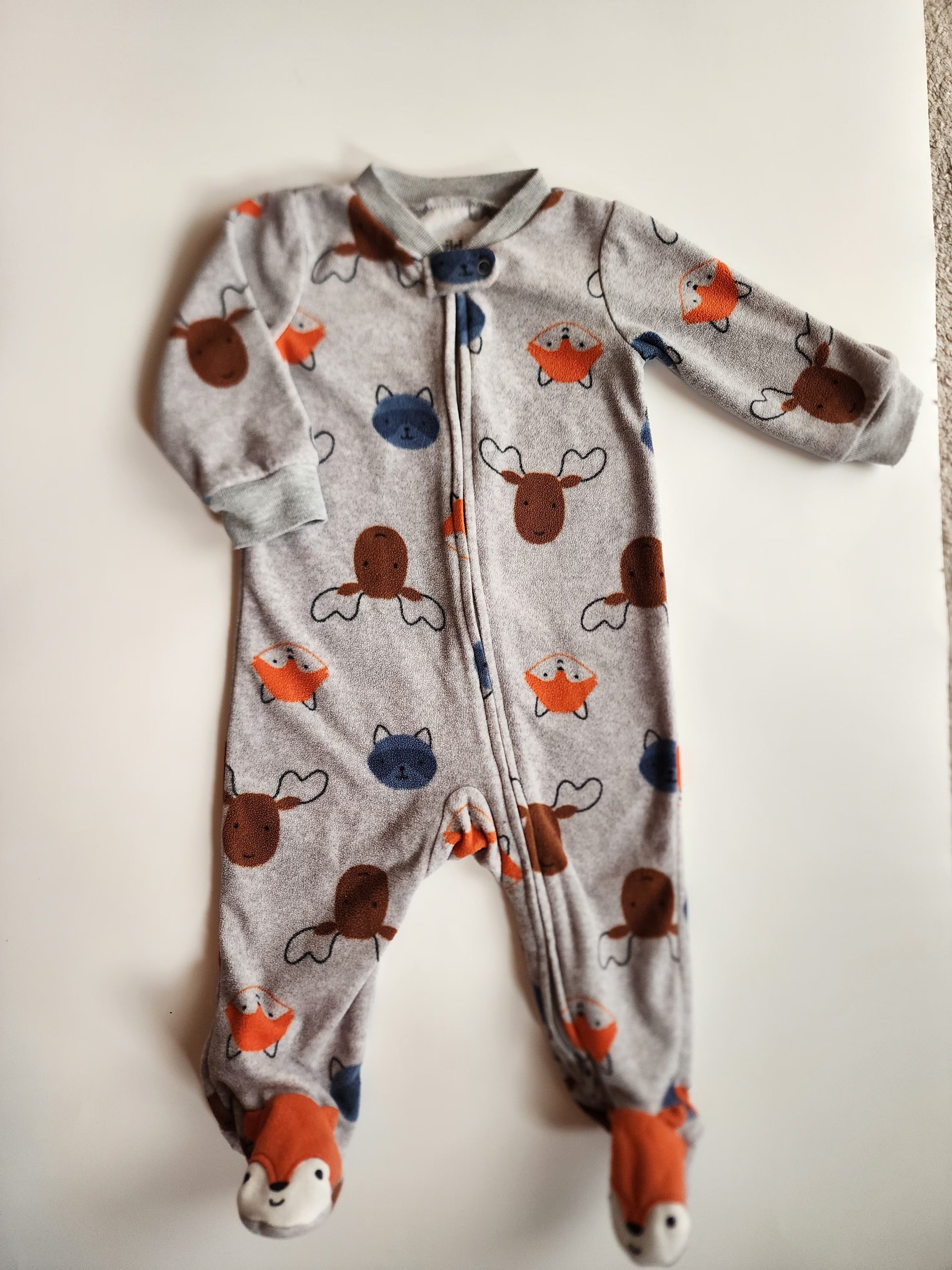 Lot 2 pyjamas polaire Carter's – 6-9 mois – Bon état