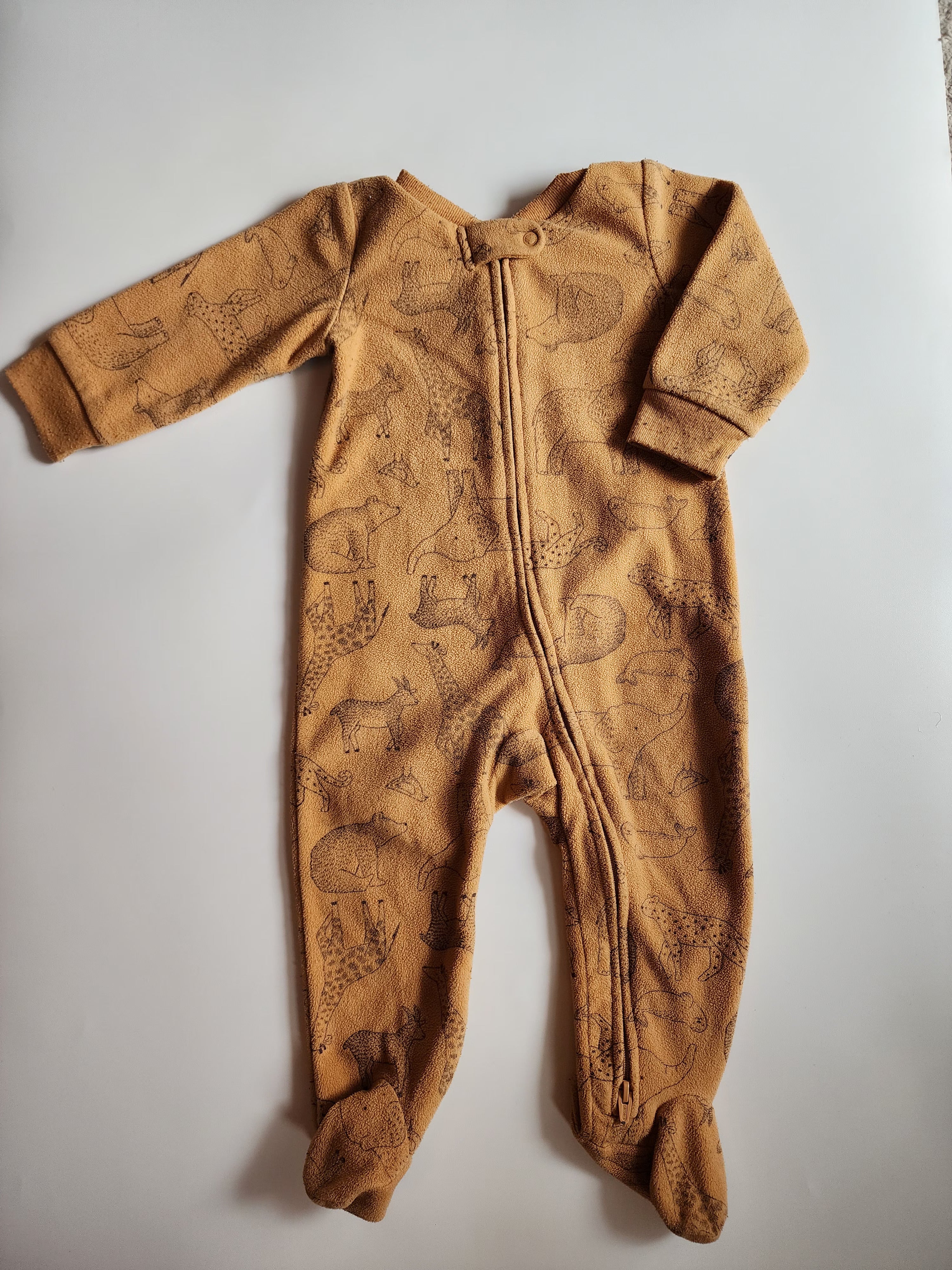 Lot 2 pyjamas polaire Carter's 6-9 mois – bon état