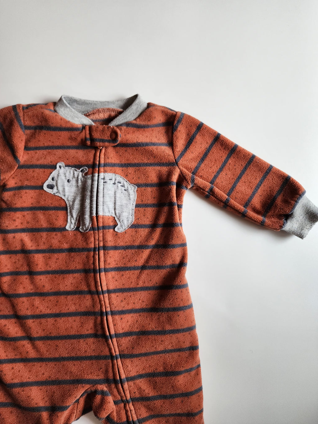 Pyjama polaire Simple Joys by Carter's 3-6 mois – Très bon état
